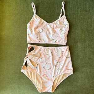 Kortni Jeane 🥝 Kiwi Swimsuit 2 Piece Set XS